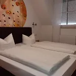 Am Schloss Hotel 3*