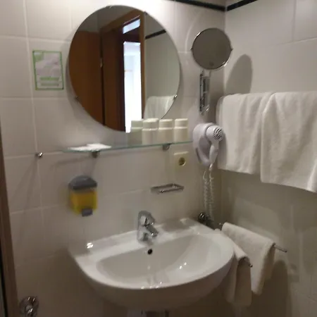 Hotel Am Schloss 3*