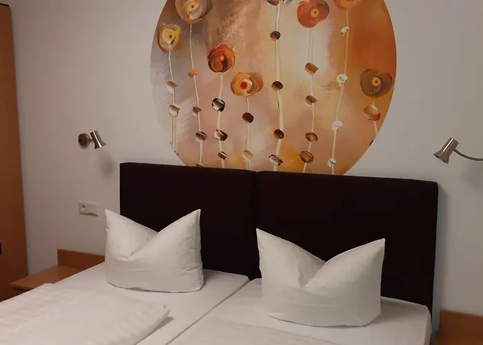 Am Schloss Hotel 3*